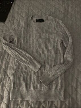Banana Republic Women’s Cashmere Gray Sweater